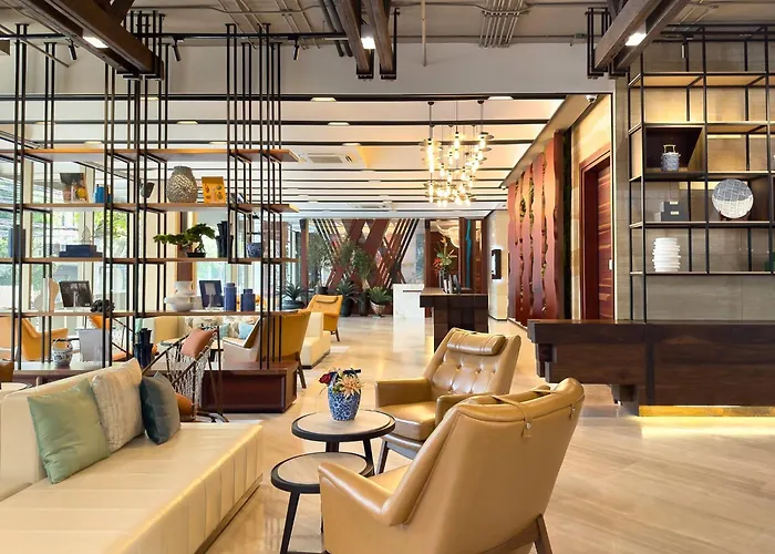 Mercure Surawong